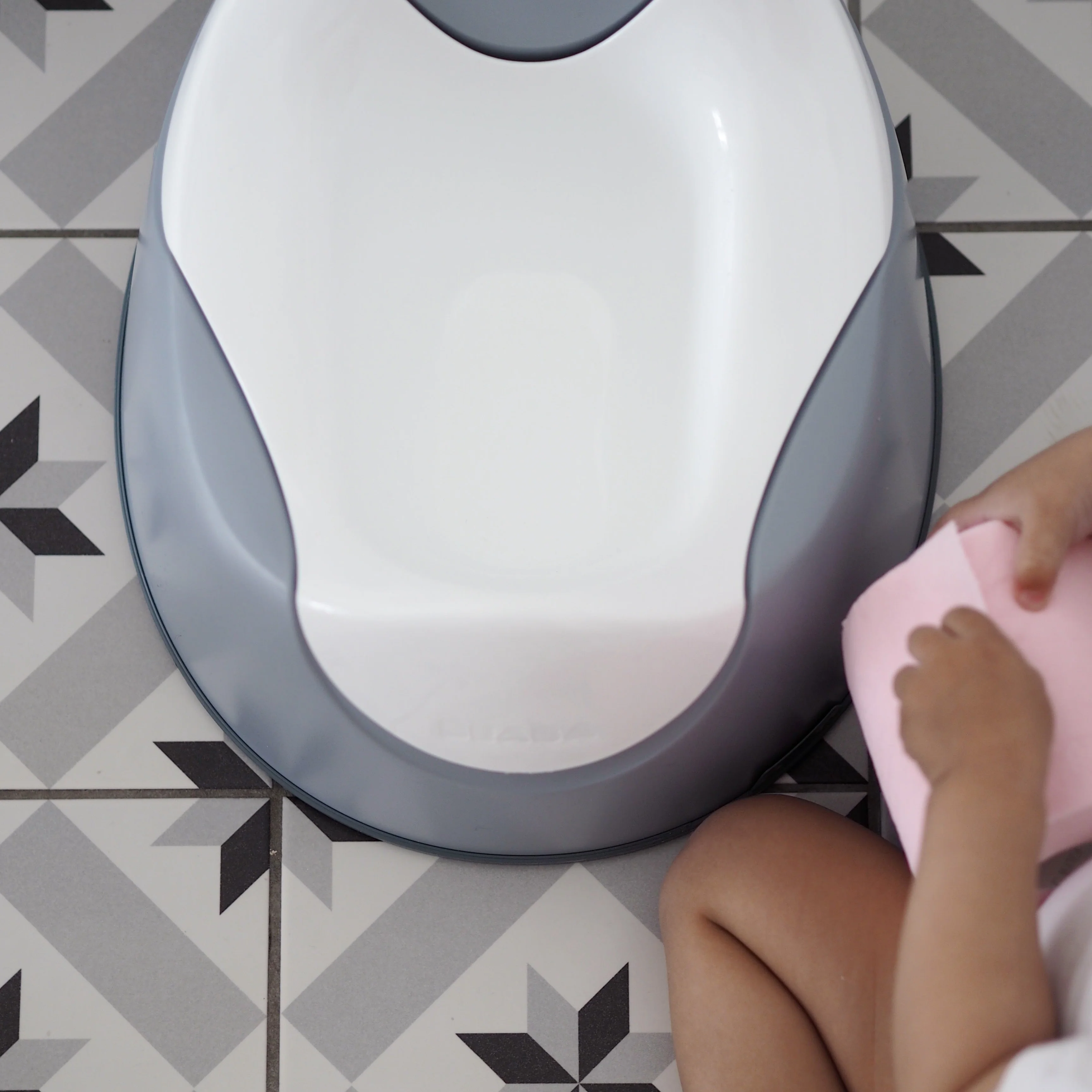 Ergonomic Training Potty - Image 19
