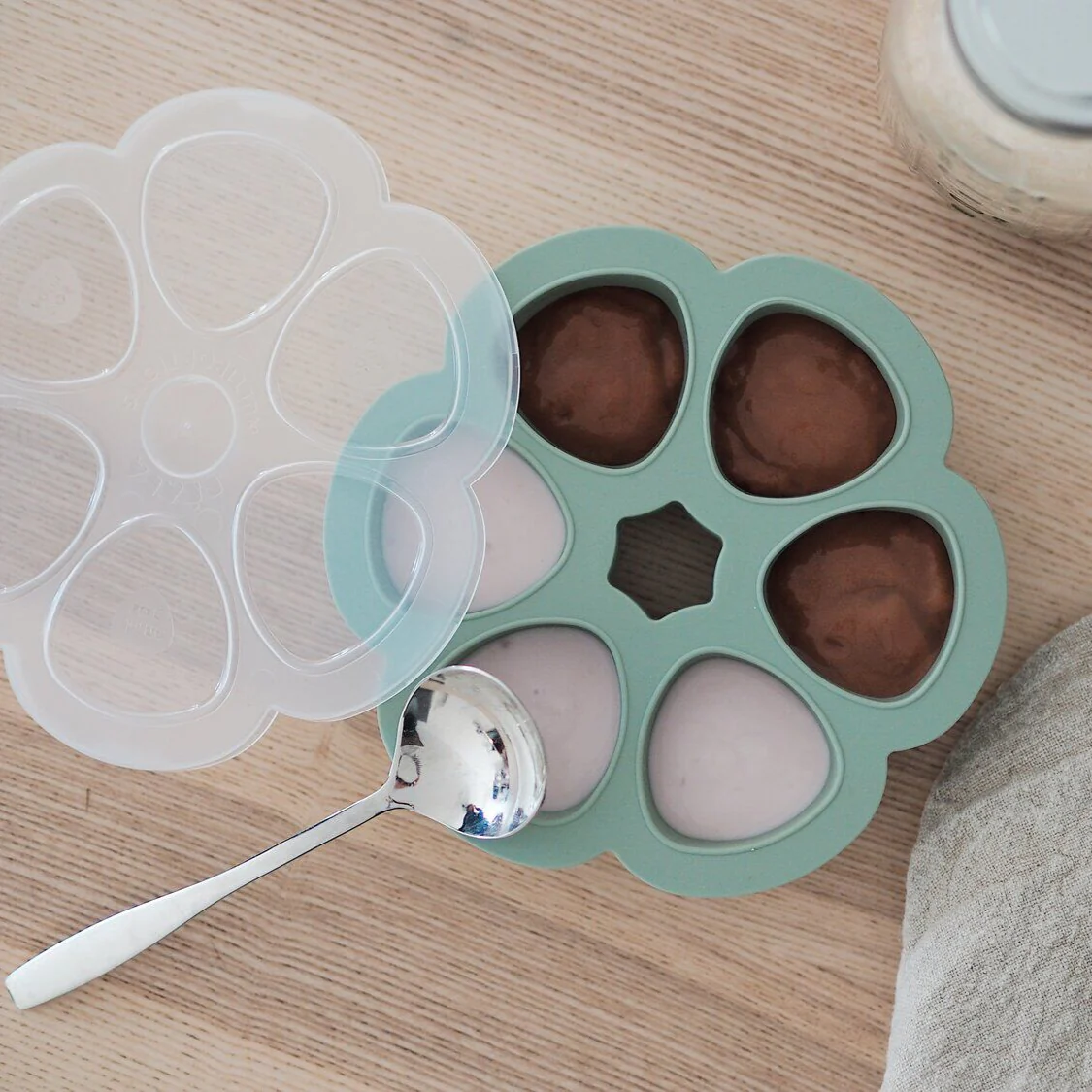 Silicone Multi-Portion Trays 6x3 oz. - Image 13