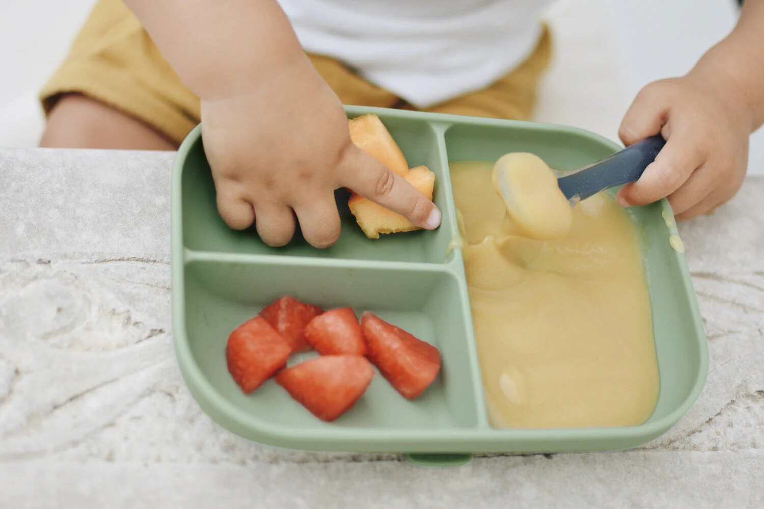 Silicone Suction Plate - Image 13