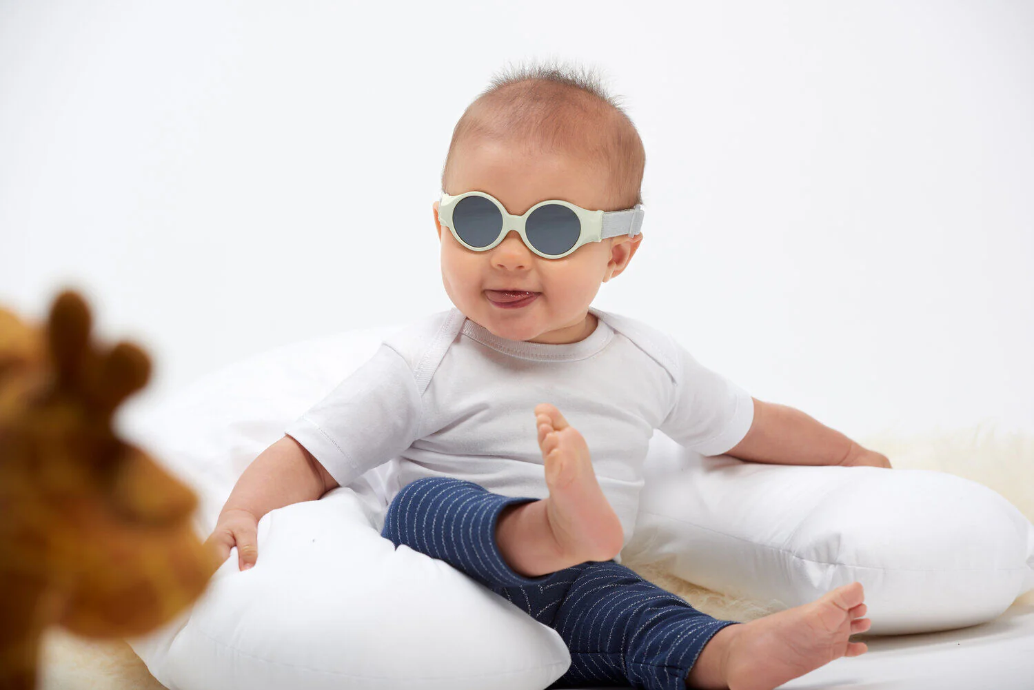 Sunglasses 0-9 months - Image 23