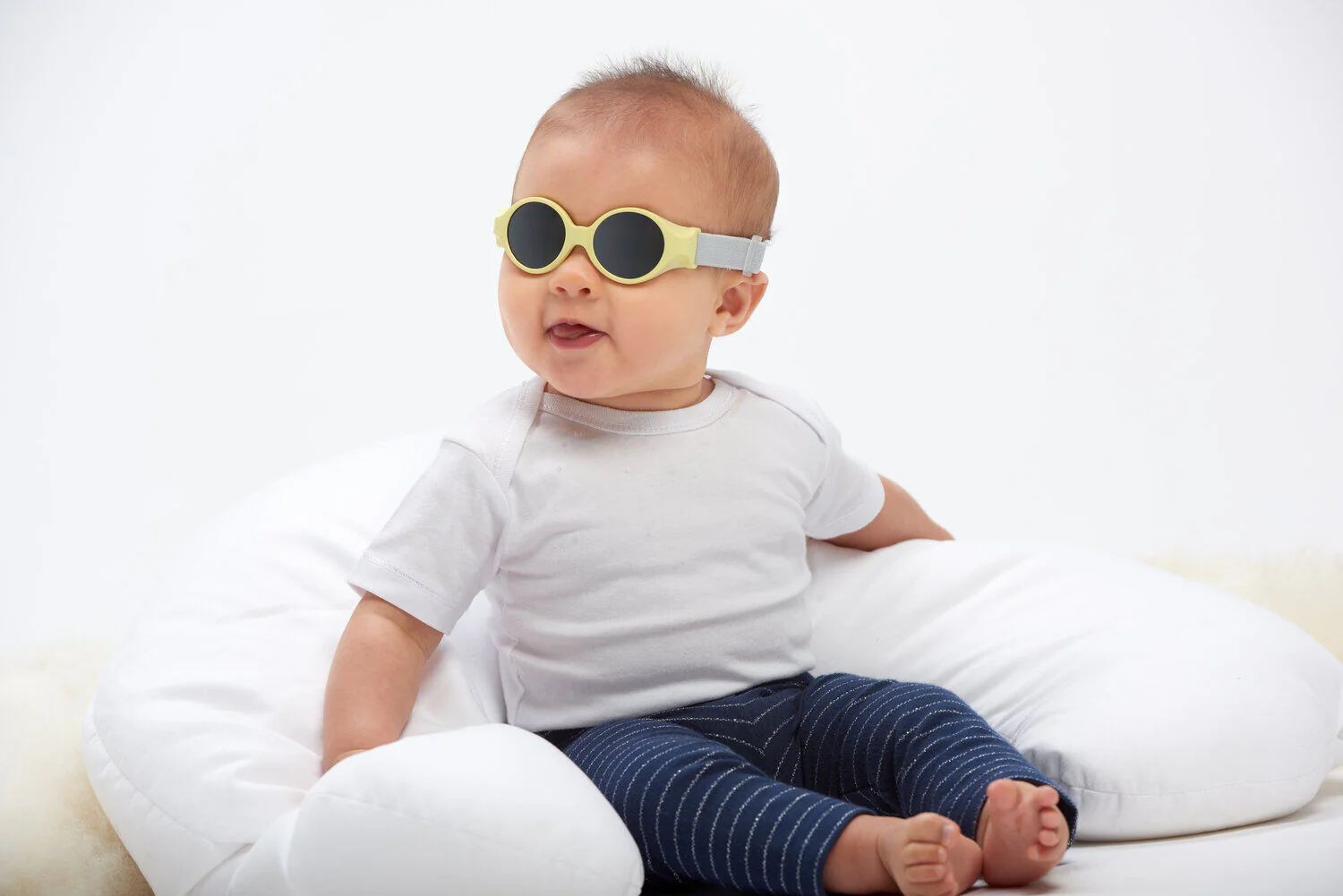 Sunglasses 0-9 months - Image 38